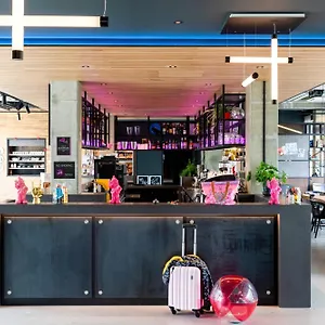 *** Hotel Moxy Países Bajos